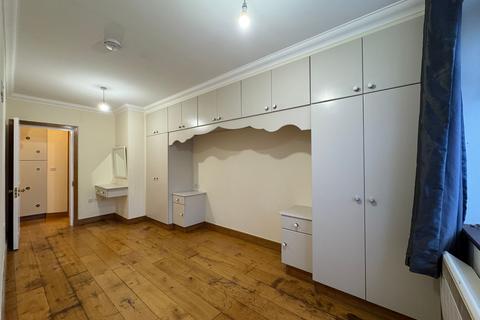 1 bedroom flat to rent, Constable Gardens, Edgware, HA8