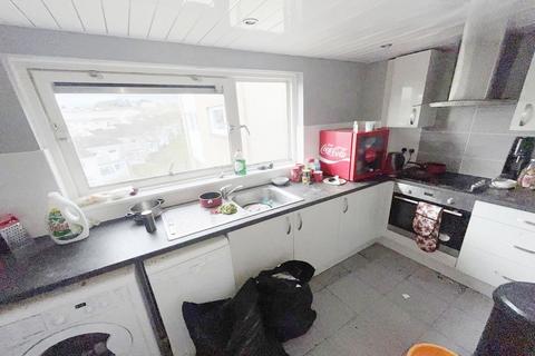 2 bedroom flat for sale, Glen Nevis, Let Investment Flat, East Kilbride G74