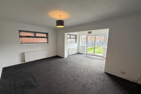 3 bedroom semi-detached house to rent, 19 Harvest Road, Canvey Island, Essex
