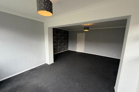 3 bedroom semi-detached house to rent, 19 Harvest Road, Canvey Island, Essex