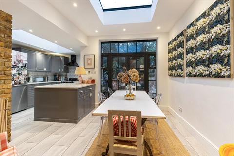2 bedroom apartment for sale, Cromford Road, Putney, London, SW18