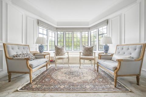 4 bedroom flat to rent, Manor Fields, Putney, London, SW15