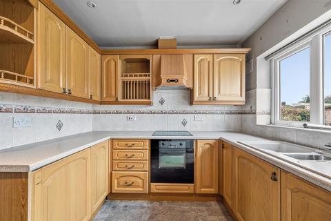 2 bedroom detached bungalow for sale, Wyedale Crescent, Bakewell