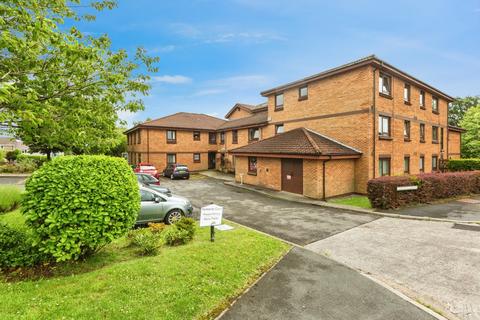 1 bedroom flat for sale, Parklands Court, Swansea SA2