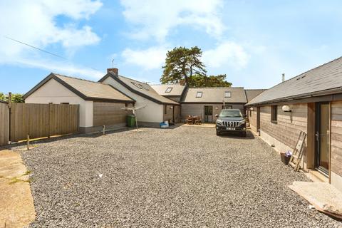 undefined, Cilonen, Swansea SA4