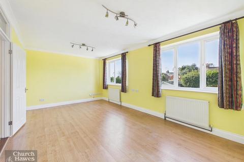 5 bedroom semi-detached house for sale, Fambridge Road, Maldon