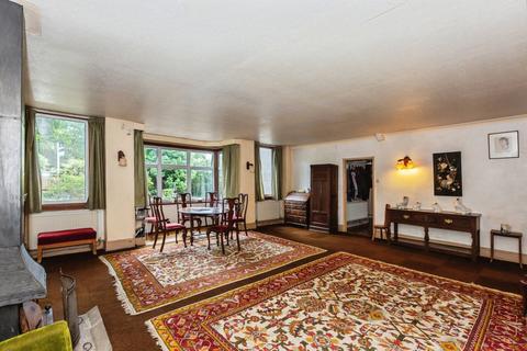 undefined, Llanmorlais, Swansea SA4