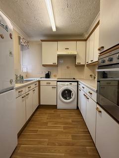 1 bedroom retirement property for sale, Darkes Lane, Potters Bar, EN6