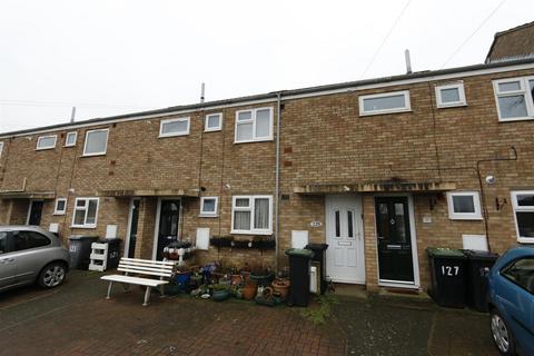 undefined, Southfields, Shefford