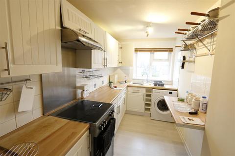 undefined, Southfields, Shefford