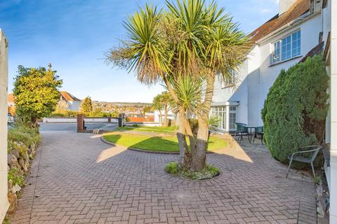 4 bedroom semi-detached house for sale, Osney Avenue, Paignton