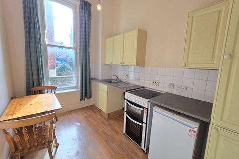 1 bedroom flat to rent, Flat 1, 26 Ramshill Road, Scarborough
