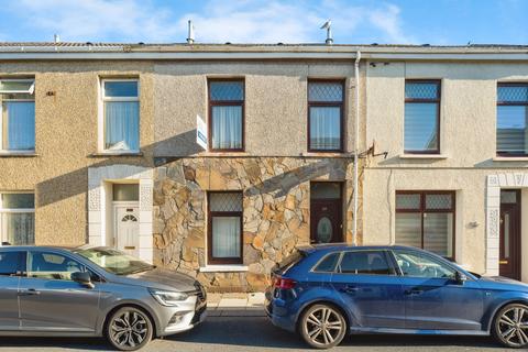 4 bedroom terraced house for sale, Dolau Road, Carmarthenshire SA15