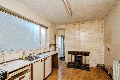 4 bedroom terraced house for sale, Dolau Road, Carmarthenshire SA15