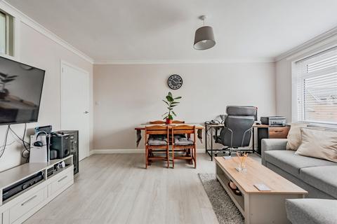 1 bedroom apartment for sale, Brighton Road, Redhill