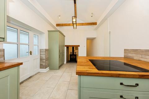 5 bedroom terraced house for sale, New Road, Carmarthenshire SA15