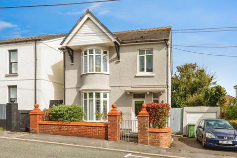 3 bedroom detached house for sale, Stepney Road, Carmarthenshire SA16