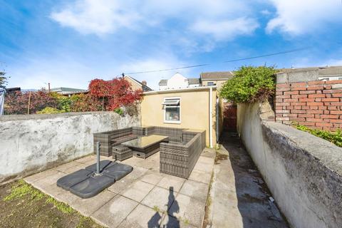 3 bedroom terraced house for sale, Bryn Road, Carmarthenshire SA15