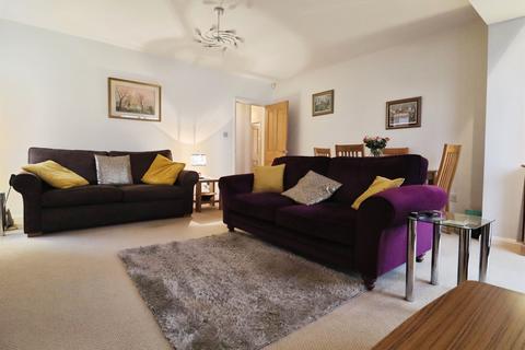 3 bedroom detached house for sale, Stradling Close, Barry