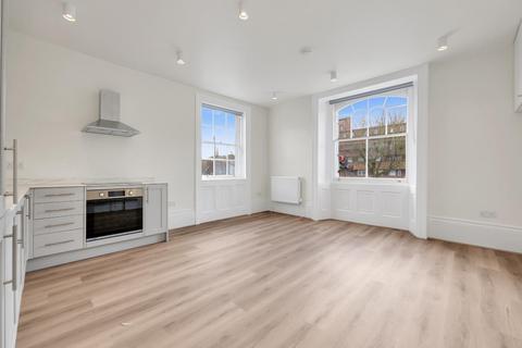 2 bedroom flat to rent, New Cross Road, London, SE14