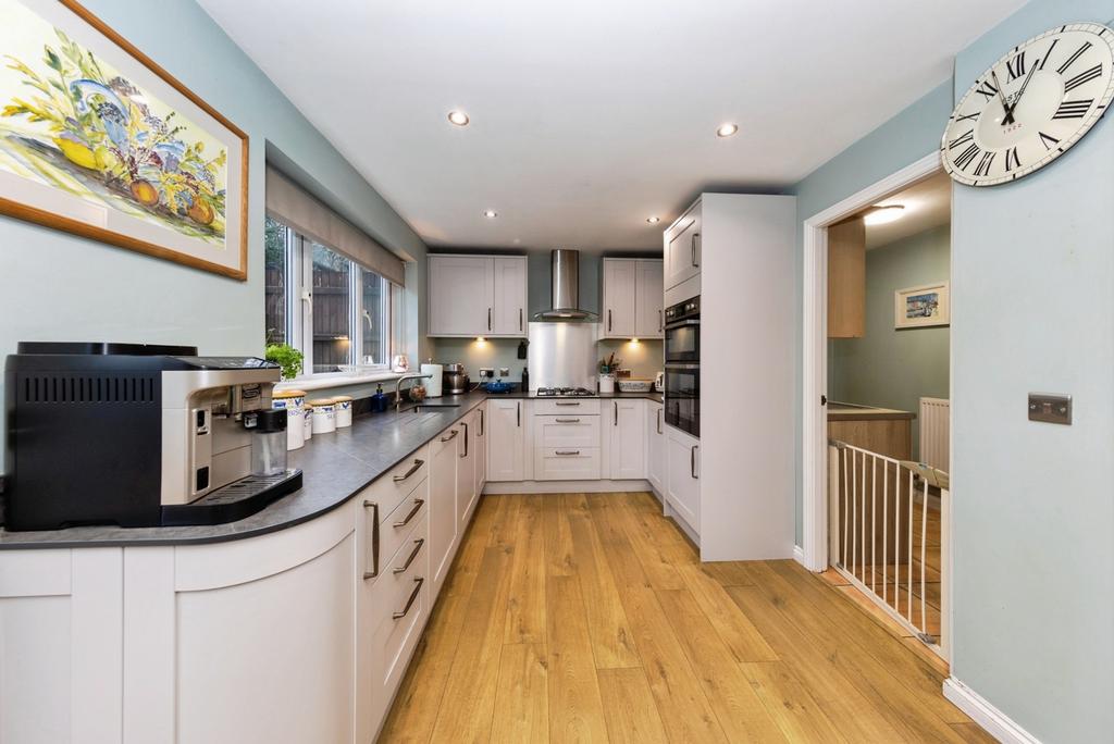 House in Llannon - View 2