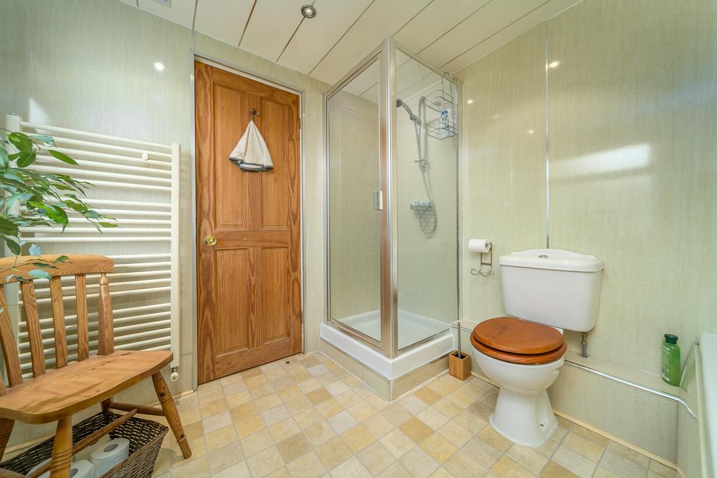 Bath-4