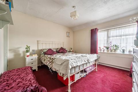 3 bedroom terraced house for sale, Skydmore Path, Slough, Berkshire, SL2