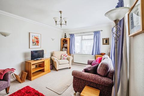 2 bedroom semi-detached bungalow for sale, Chyngton Avenue, Seaford