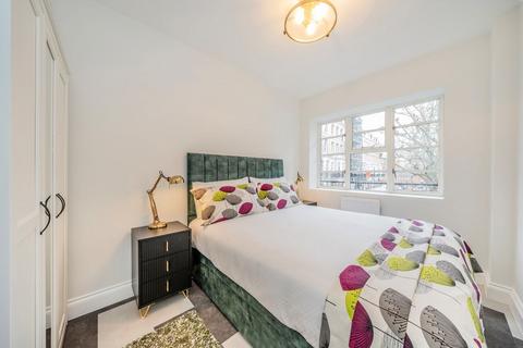 1 bedroom flat for sale, Vicarage Gate, London W8