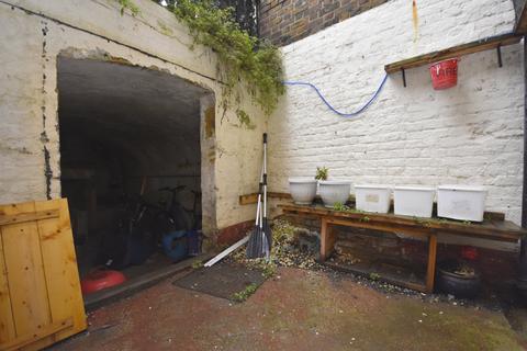 1 bedroom flat for sale, 20 Union Crescent, Margate