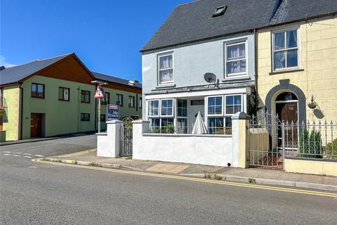 4 bedroom end of terrace house for sale, Charles Street, Pembrokeshire SA73
