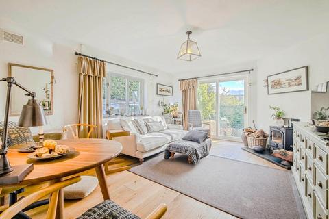 4 bedroom bungalow for sale, The Beacon, Dyfed SA73