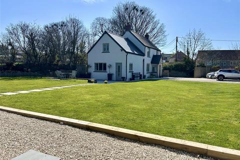 3 bedroom detached house for sale, Well Road, Dyfed SA73