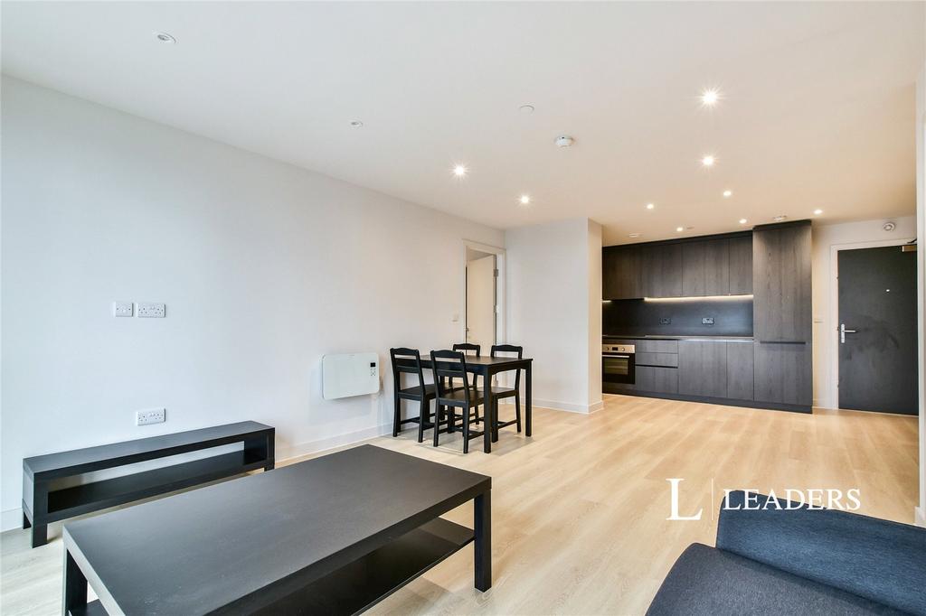Living Room 4