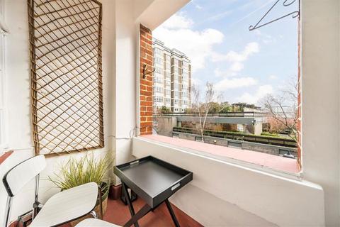 3 bedroom flat for sale, Chelsea Manor Gardens, London SW3