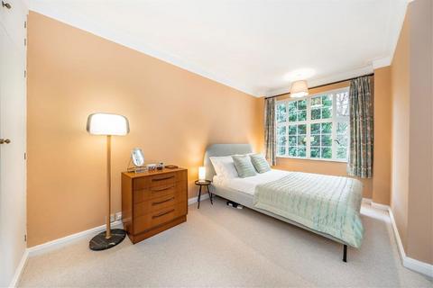 3 bedroom flat for sale, Chelsea Manor Gardens, London SW3