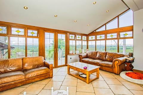 6 bedroom detached house for sale, Llawhaden, Pembrokeshire SA67