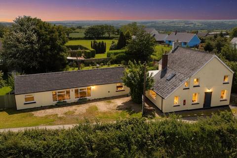 5 bedroom detached house for sale, Penffordd, Pembrokeshire SA66
