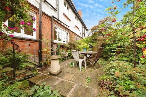 5 bedroom semi-detached house for sale, Salisbury Street, Hull