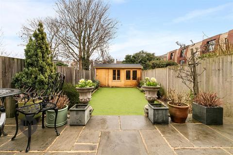 4 bedroom house for sale, Astonville Street, London