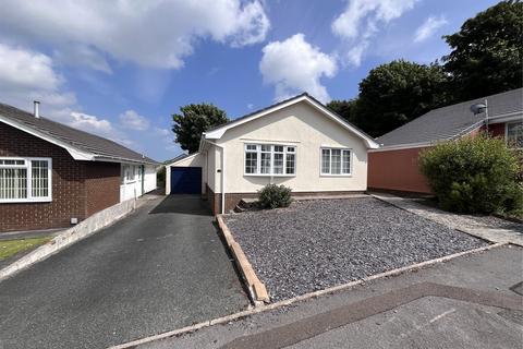 3 bedroom bungalow for sale, St. Petrox Close, Pembrokeshire SA71
