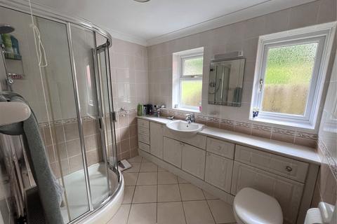 3 bedroom bungalow for sale, St. Petrox Close, Pembrokeshire SA71