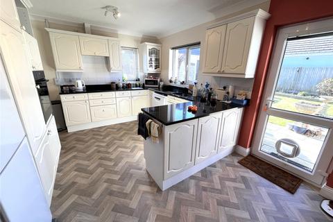 3 bedroom bungalow for sale, Cooks Close, Pembrokeshire SA71