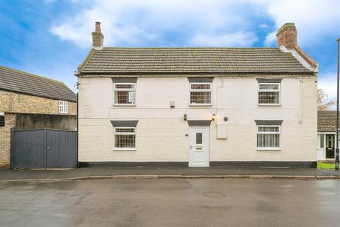 2 bedroom detached house for sale, Queen Street, Kirton Lindsey, Gainsborough