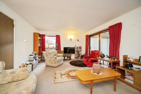 undefined, Whitehead Close, Lychpit, Basingstoke