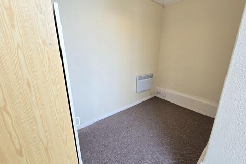 2 bedroom flat to rent, Flat 2, 26 Ramshill Road, Scarborough
