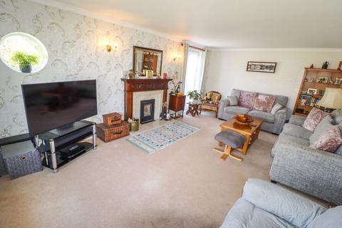 3 bedroom detached bungalow for sale, Astrid Close, Hayling Island