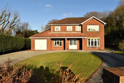 4 bedroom detached house for sale, Clos Llwynallt, Pontardawe SA8