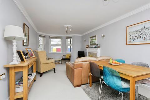 2 bedroom flat for sale, Wilmington Square, Eastbourne
