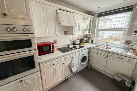 2 bedroom flat for sale, Wilmington Square, Eastbourne